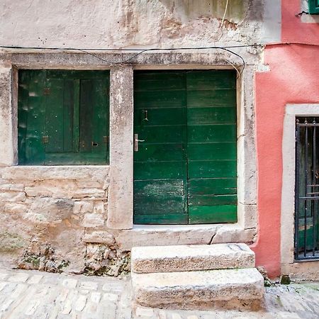 Studio Apartment Kris Rovinj Exterior foto