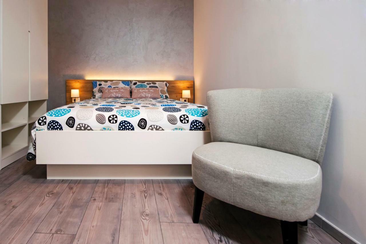 Studio Apartment Kris Rovinj Exterior foto
