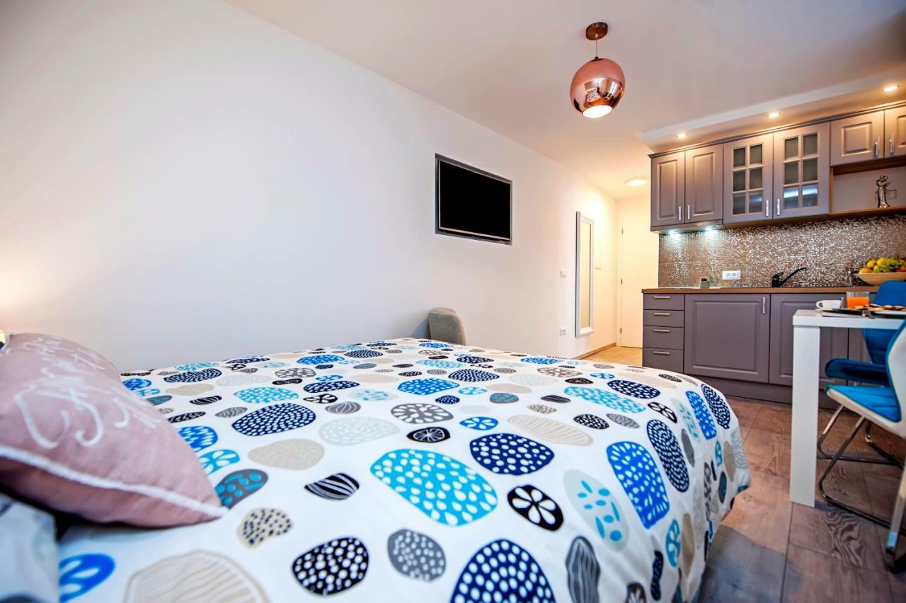 Studio Apartment Kris Rovinj Exterior foto